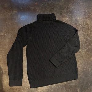 Theory Black Knit Merino Wool Turtleneck L
